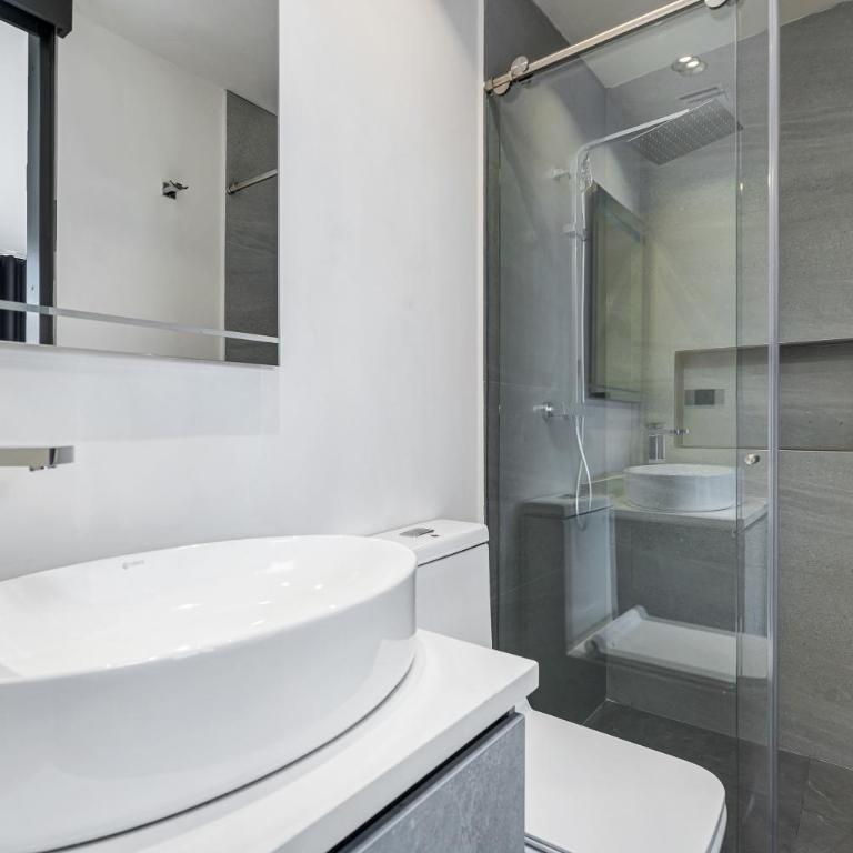 Apartamentos HOUSY Laureles - Deluxe Apartment - 11