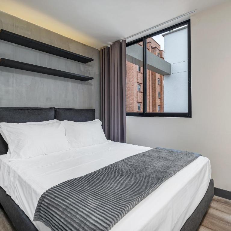 Apartamentos HOUSY Laureles - Deluxe Apartment - 12