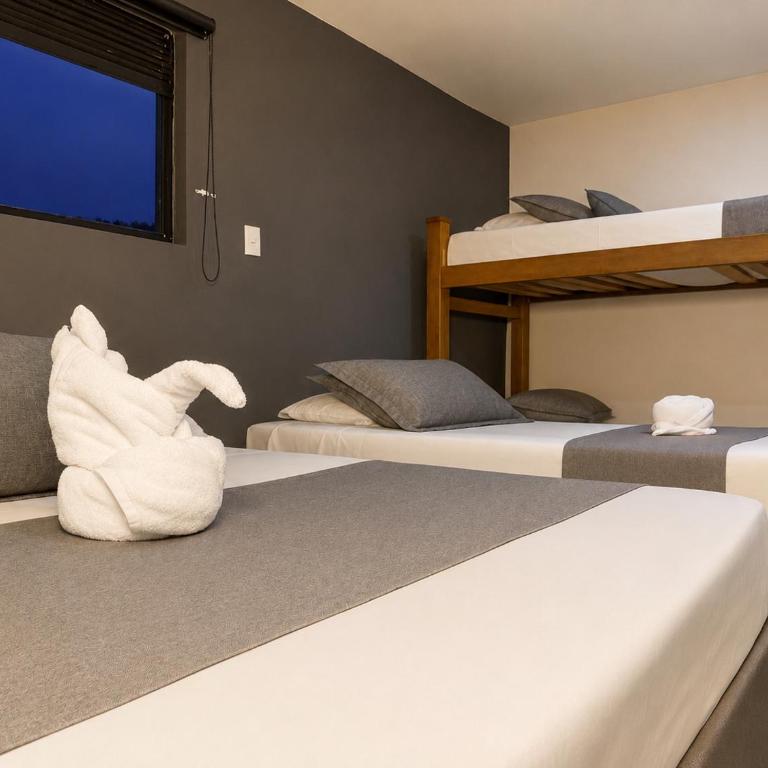 Hotel Laureles Palo Alto - Standard Family Room - 9