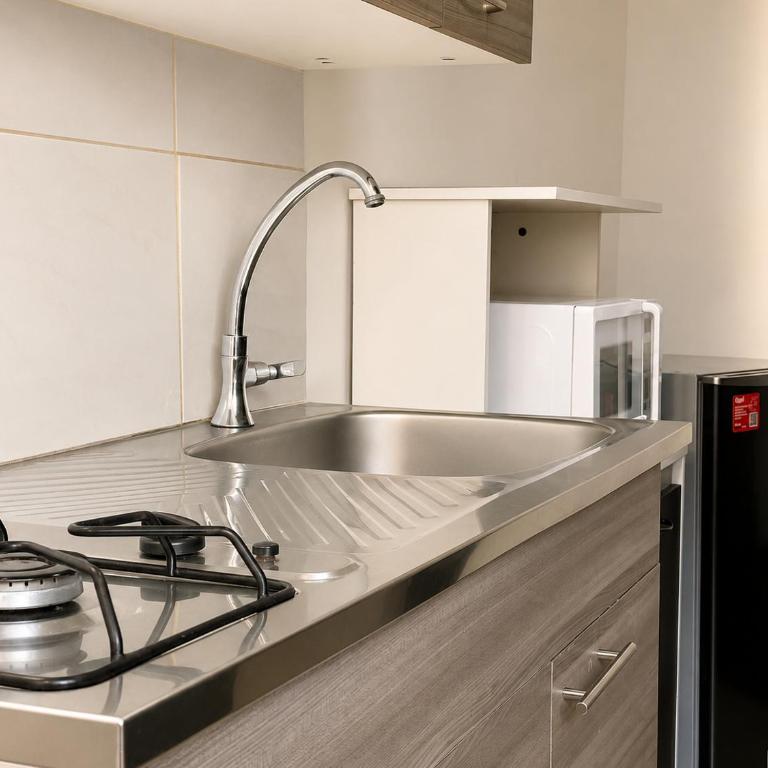 Hotel Laureles Palo Alto - Family Suite - 3