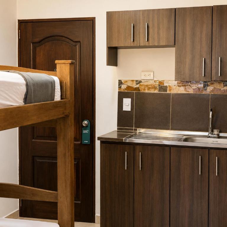 Hotel Laureles Palo Alto - Family Suite - 15