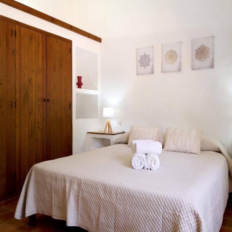 Hillside Villa with Pool for 5 - Villa de 3 dormitorios - 5