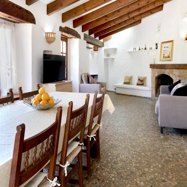 Hillside Villa with Pool for 5 - Villa de 3 dormitorios - 9