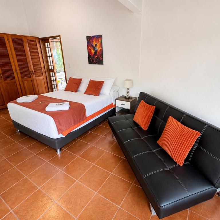 Colombia Verde - Rincon del Colibri - Six-Bedroom House - 51