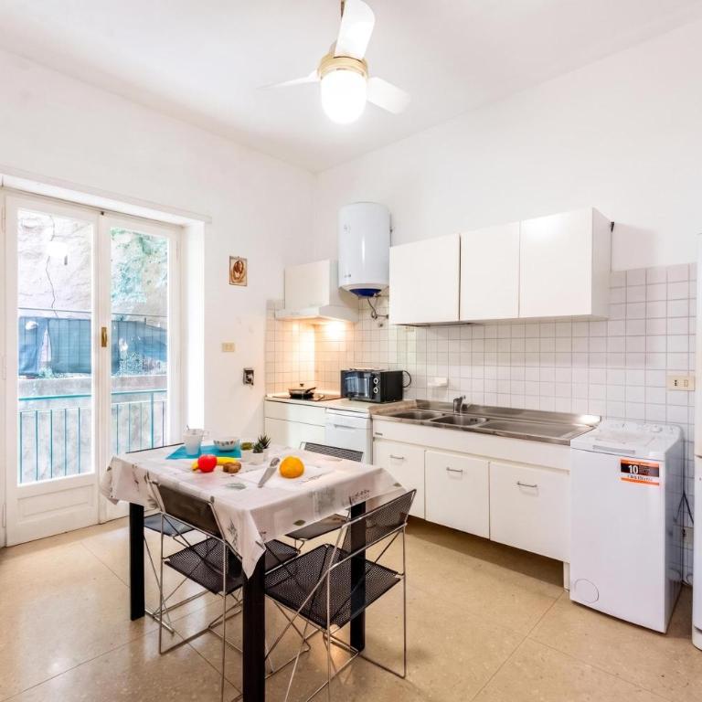 House Rondinella Genova City Center - Happy Rentals - Appartamento con Balcone - 3