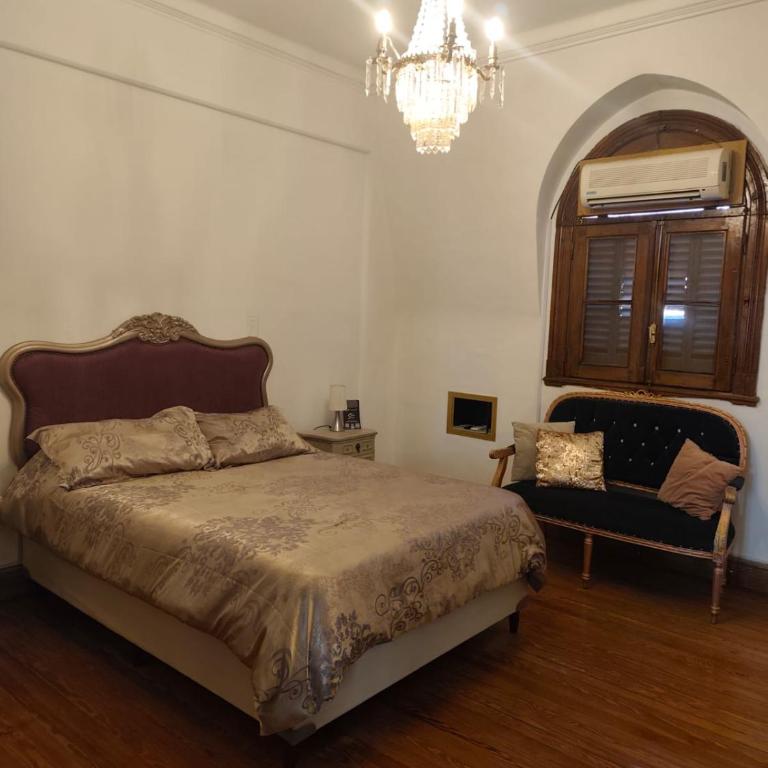 Peatonal y San Martín Galeria Historica Departamento - Three-Bedroom Apartment - 74
