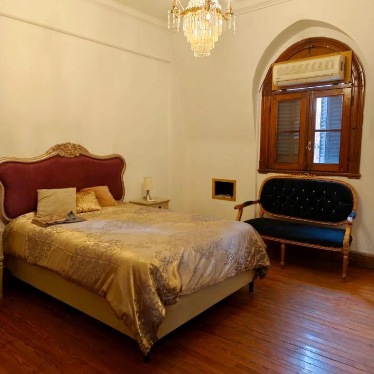 Peatonal y San Martín Galeria Historica Departamento - Three-Bedroom Apartment - 87