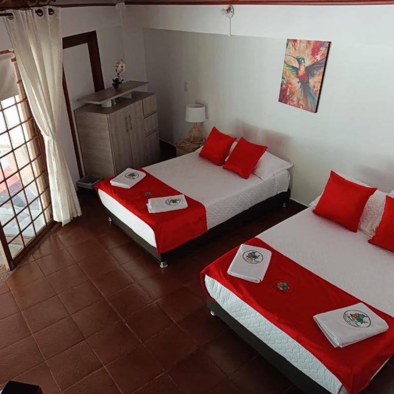El Remanso del Colibri - Six-Bedroom House - 46