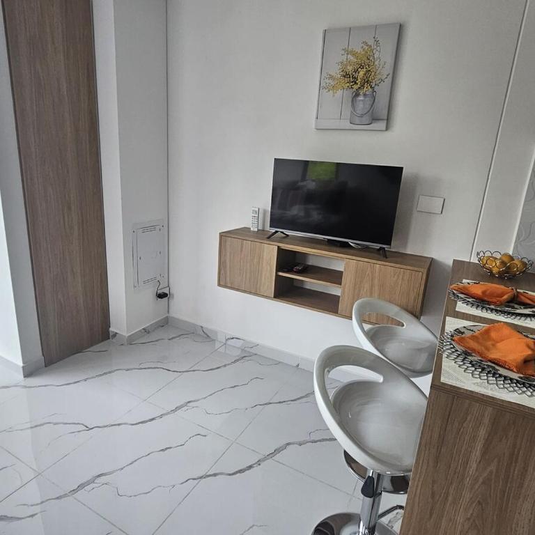 Brand new studio in University district AC WiFi - One-Bedroom Apartment - 6