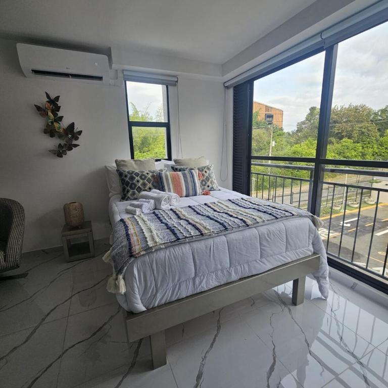 Brand new studio in University district AC WiFi - One-Bedroom Apartment - 4