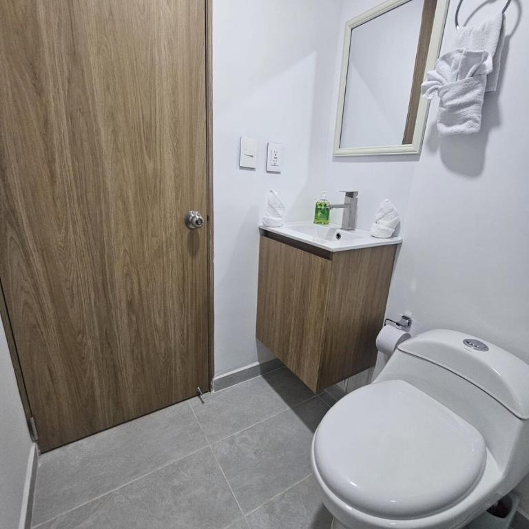 Brand new studio in University district AC WiFi - One-Bedroom Apartment - 16