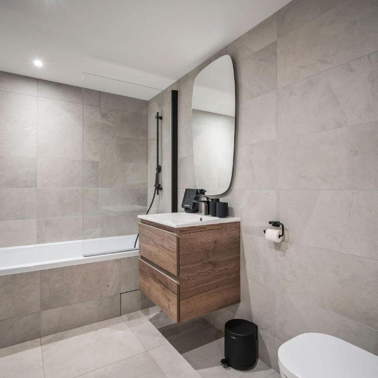 Appartement idéal, proche pistes - 2 pers. - FR-1-568-62 - Appartement - 6