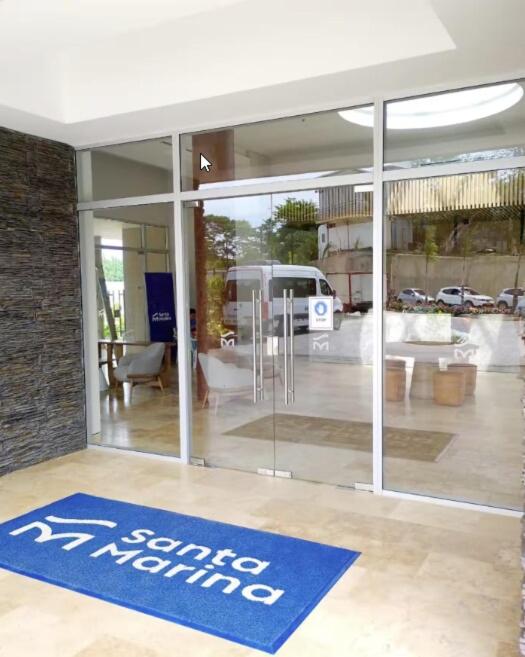 Luxury loft 17th flr with ocean view beach access! - One-Bedroom Apartment - 8