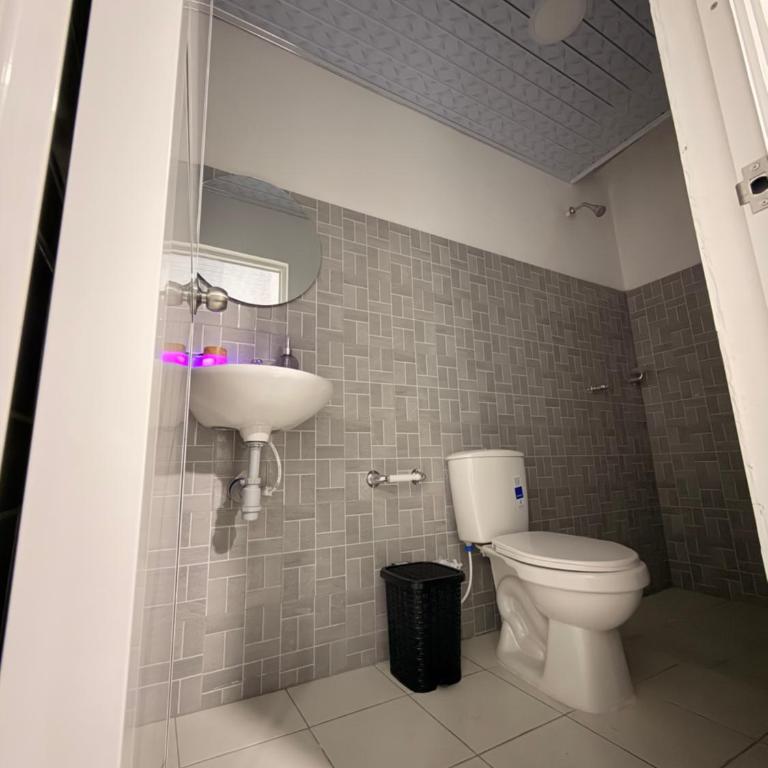 Casa Hotel Ana - Double Room with Private Bathroom - 3