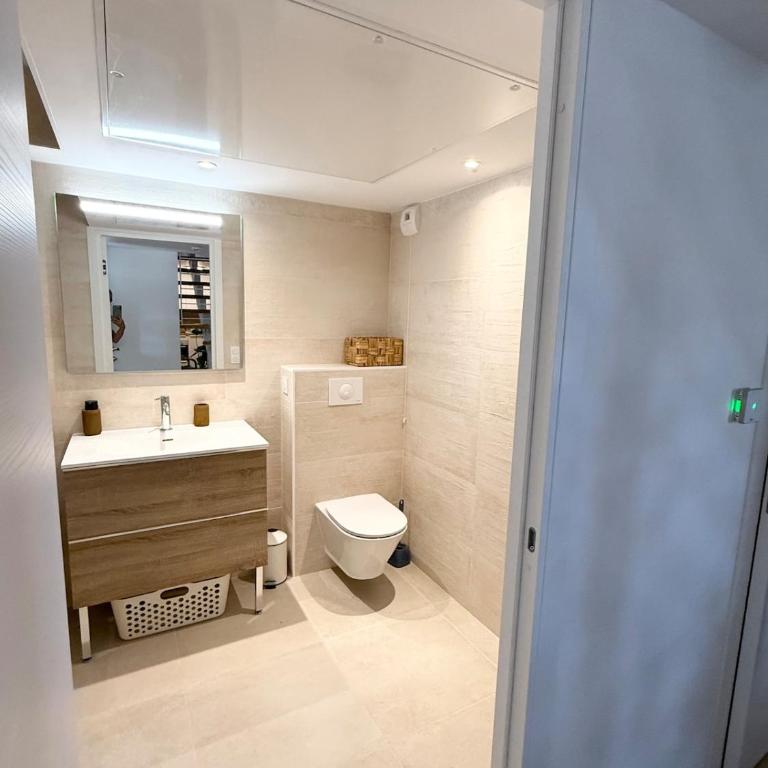 Penthouse des Orchidées-Sea View Top floor Living - Appartement 2 Chambres - 8