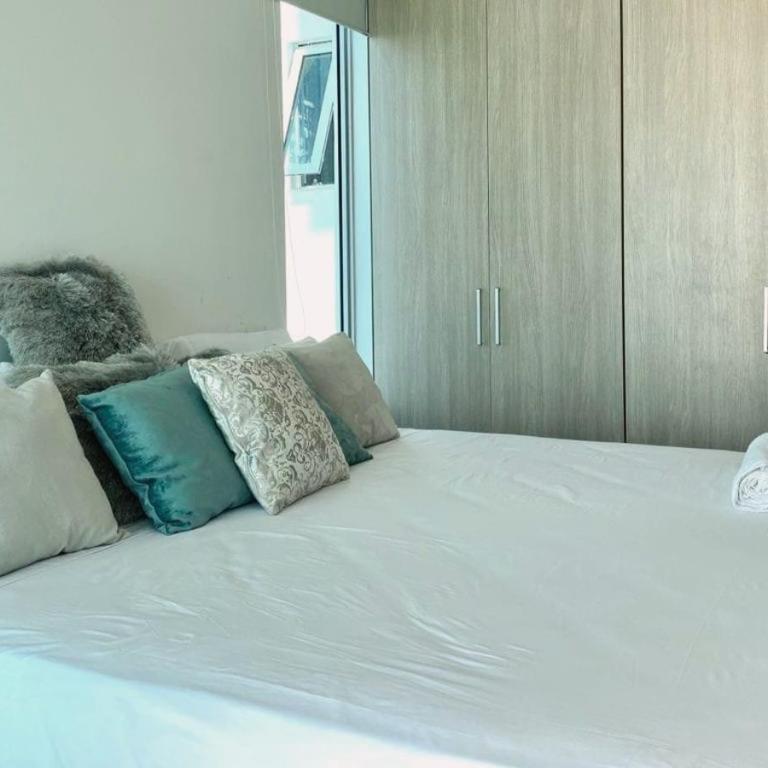 Hospedaje, Apartamentos,Balcones Del Caribe, El Laguito,Torres Del Lago,Cartagena - Apartamento de 3 dormitorios con vistas al mar - 2