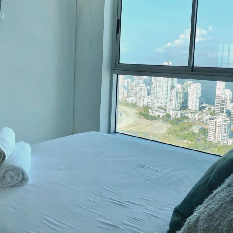 Hospedaje, Apartamentos,Balcones Del Caribe, El Laguito,Torres Del Lago,Cartagena - Apartamento de 3 dormitorios con vistas al mar - 4