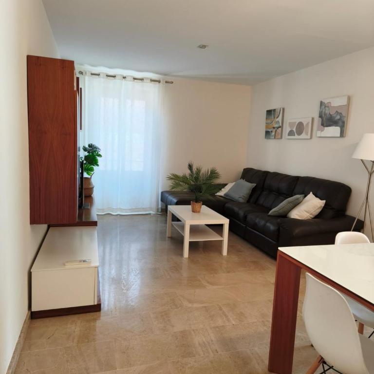 Ático con terraza, garaje bajo petición y según disponibilidad, ascensor y vistas Catedral - Three-Bedroom Apartment - 9