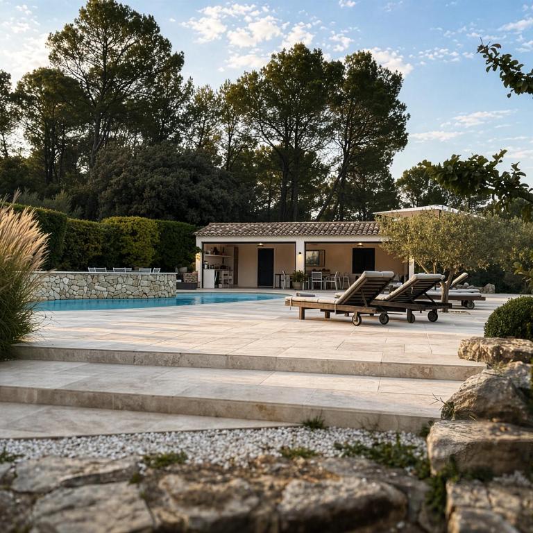 Charming, chic, secluded villa within walking distance from Lorgues - Villa - 1