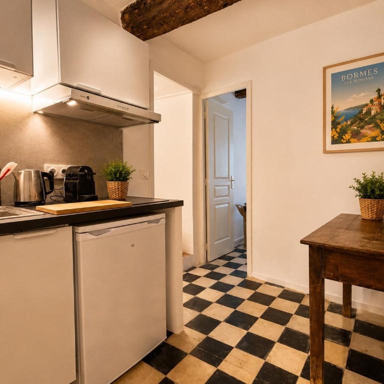 Au Levant, Maison de village de charme, vue mer - Maison 4 Chambres - 15
