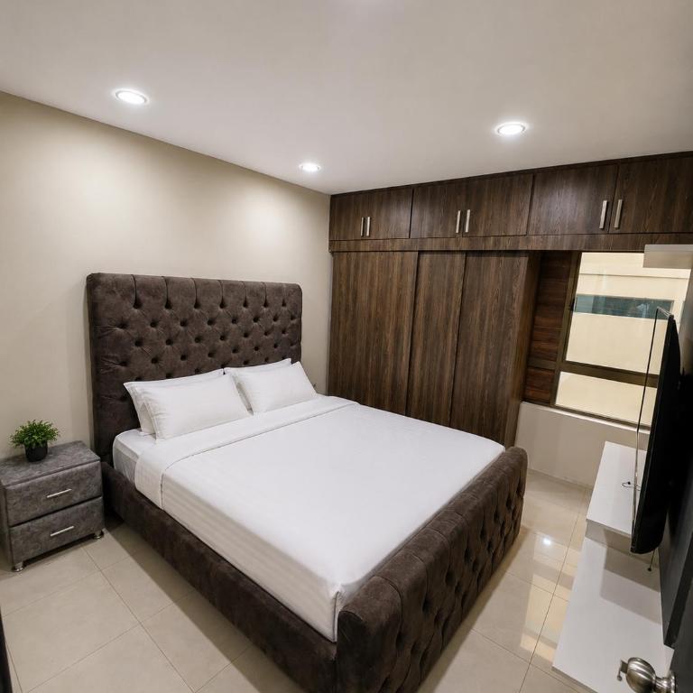 Gran Propiedad en Guayaquil - Apartamento de 2 dormitorios - 8