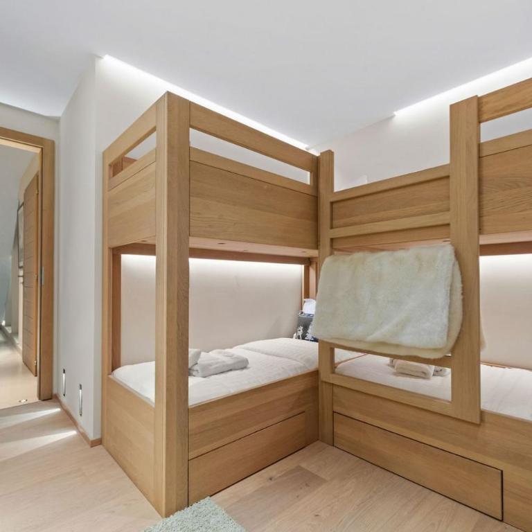Chalet Des Étoiles, véritable ski-in ski-out - Chalet - 11