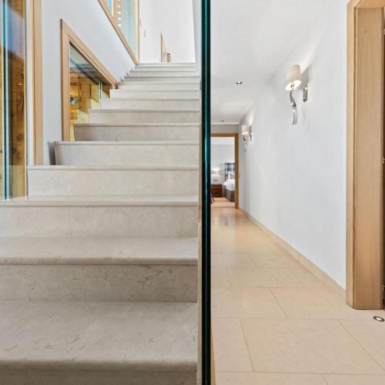 Chalet Des Étoiles, véritable ski-in ski-out - Chalet - 22