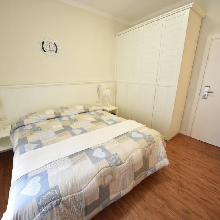 Hotel Villa Edda - Superior Double Room - 1