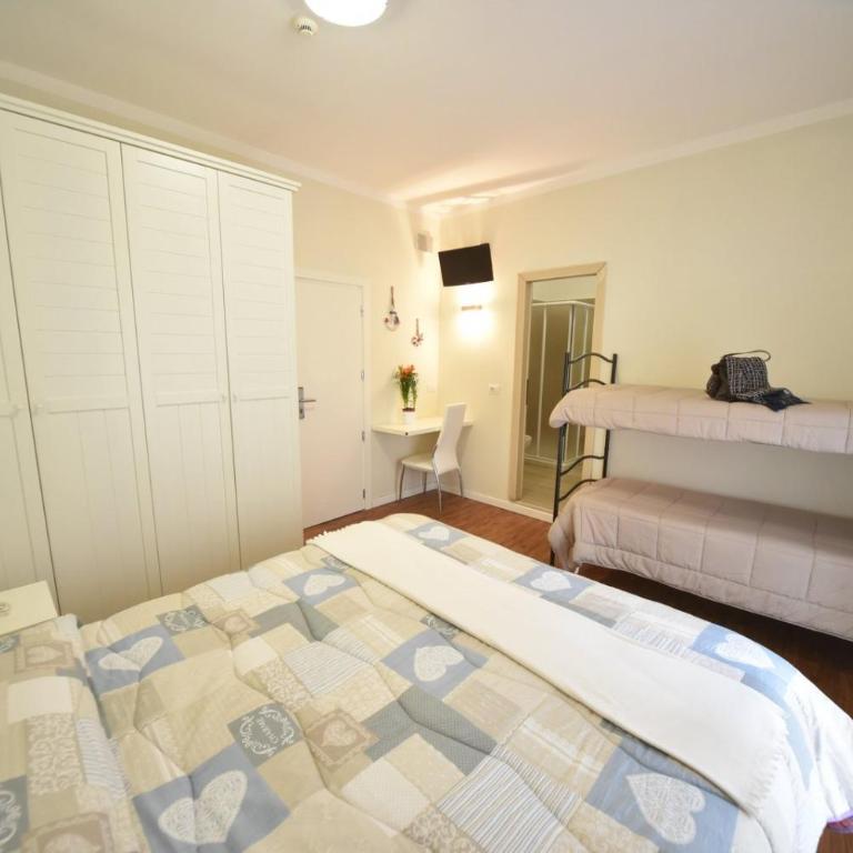 Hotel Villa Edda - Quadruple Room - 4