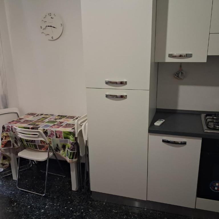 Monolocale zona Piazza Bovani Varazze Via I maggio - Appartement 1 Chambre - 11