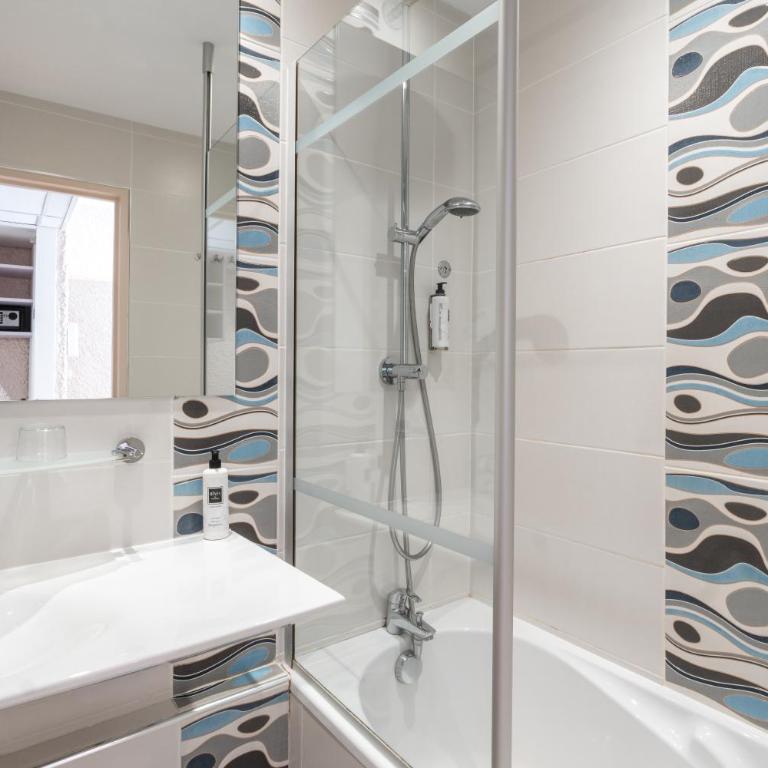 Hotel Europe - Chambre Lits Jumeaux - Tribord - 1