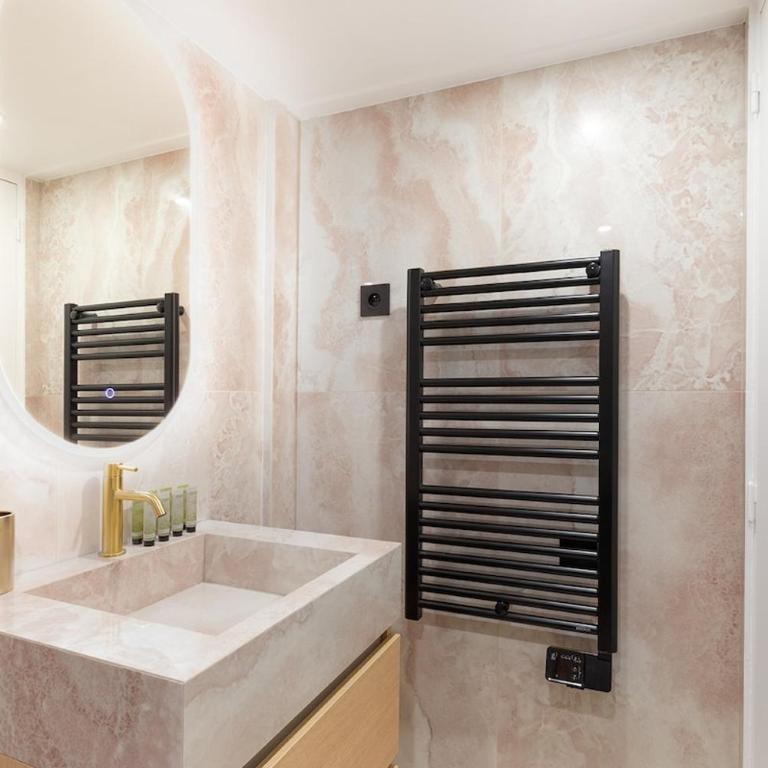 Luxury Apartment with AC in Paris City Center - Apartamento de 1 dormitorio - 4
