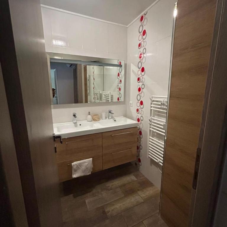 Calm#Child friendly#Home#Beach#Airport - Villa - 36