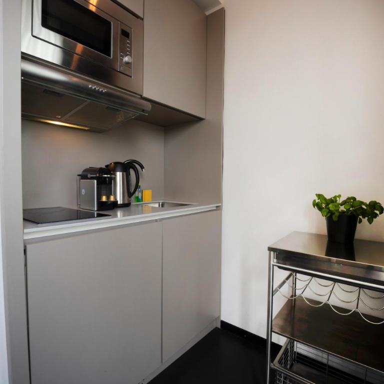 Brera Serviced Apartments Munich Schwabing - Apartment L - King bed and terrace - 13