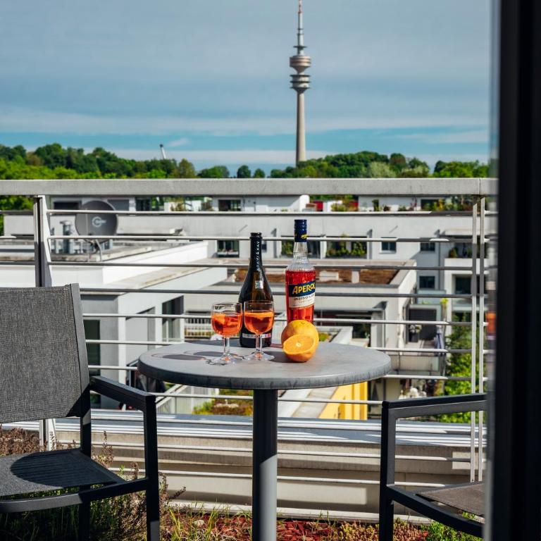 Brera Serviced Apartments Munich Schwabing - Apartment L - King bed and terrace - 6