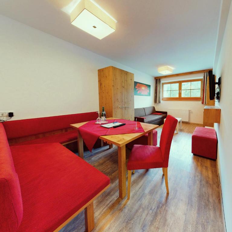 Landhaus Wildschwendt - Apartment mit 2 Schlafzimmern - 1