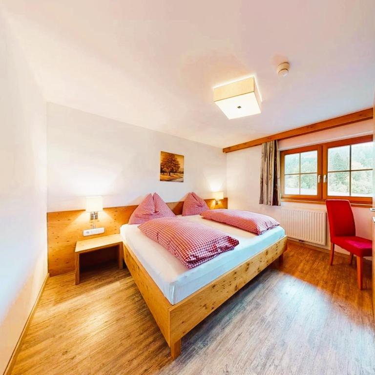 Landhaus Wildschwendt - Apartment mit 2 Schlafzimmern und Balkon - 2