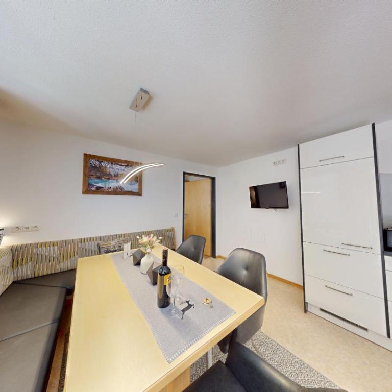 FERIENWOHNUNGEN TANJA - dein Wohlfühlhaus in Kappl - Apartment mit Gartenblick - 18