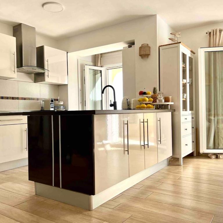 Dream villa with spectacular sea views - Apartamento de 1 dormitorio - 65