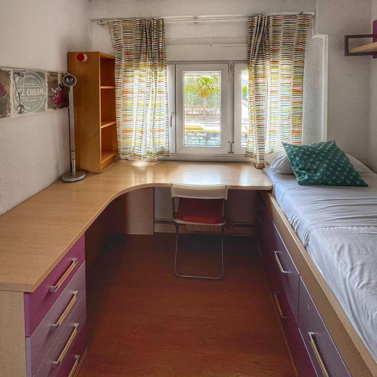 GATU Villa Dante Playa Victoria Parking gratuito, "preferente para mayores de 25 años y familias " - Appartement 3 Chambres - 23