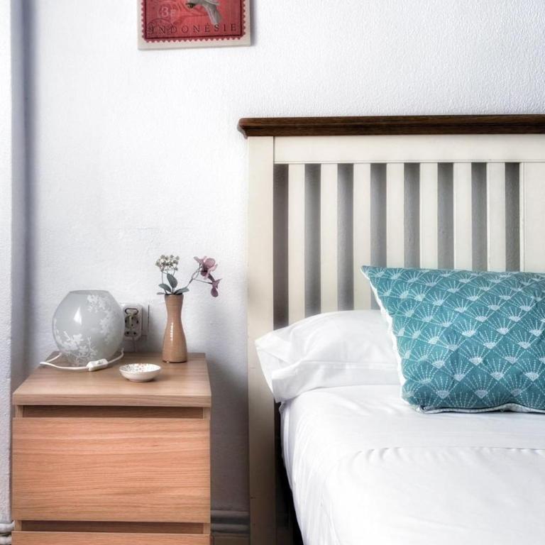 GATU Villa Dante Playa Victoria Parking gratuito, "preferente para mayores de 25 años y familias " - Appartement 3 Chambres - 30