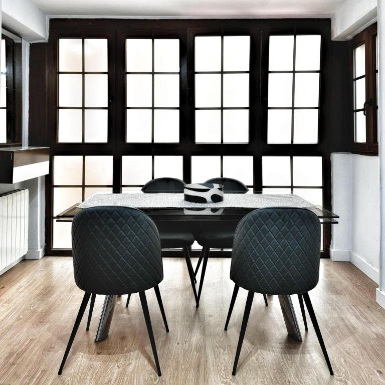 GATU Villa Dante Playa Victoria Parking gratuito, "preferente para mayores de 25 años y familias " - Appartement 3 Chambres - 33