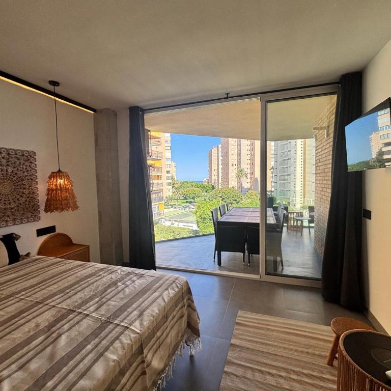 Alquilaeasy Tu Nuevo Hogar en Playamar - Apartamento con 4 dormitorios - 2