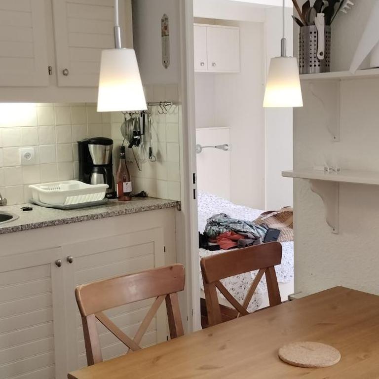 Maisonnette au pied du Mont Ventoux dans hameau naturiste - Maison 2 Chambres - 3