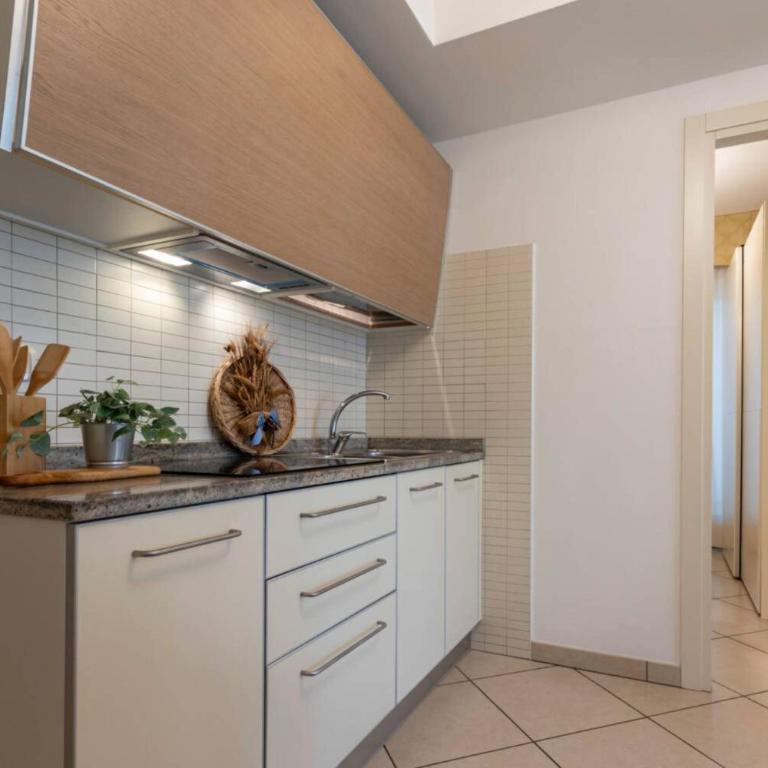 Sea view penthouse with hydro-massage - Apartment - 8