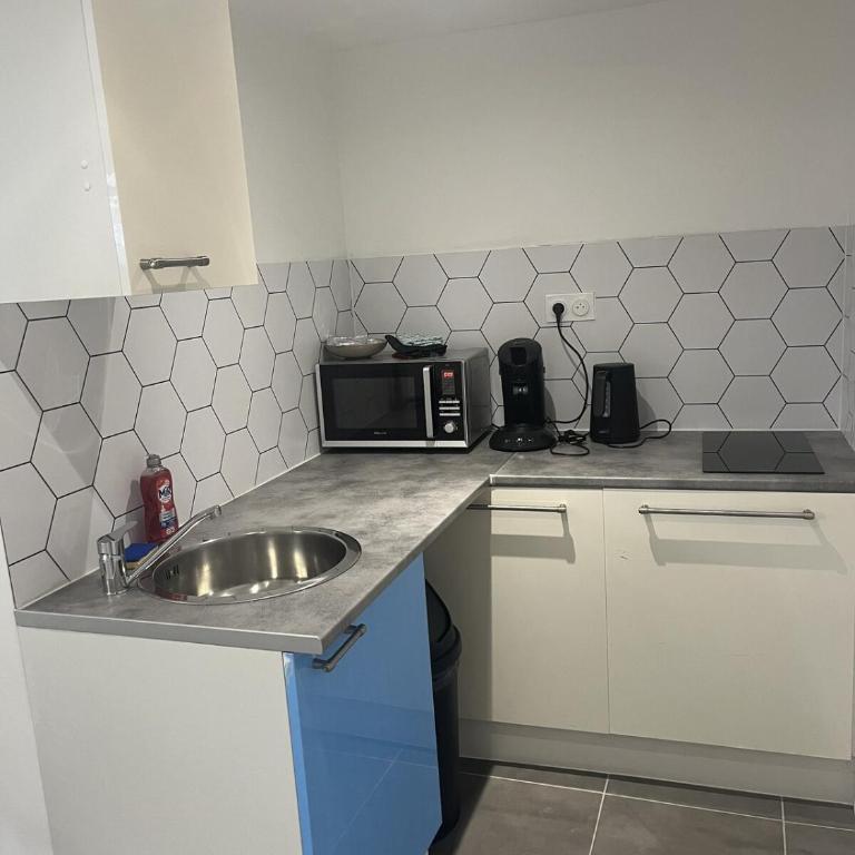 Rdc- centre ville - 1chambre - Appartement 1 Chambre - 8