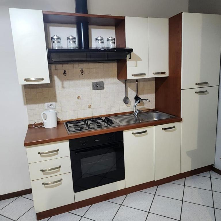 La Casa di Aeneas Home Sweet Home Viterbo - Appartamento con 1 Camera da Letto - 65