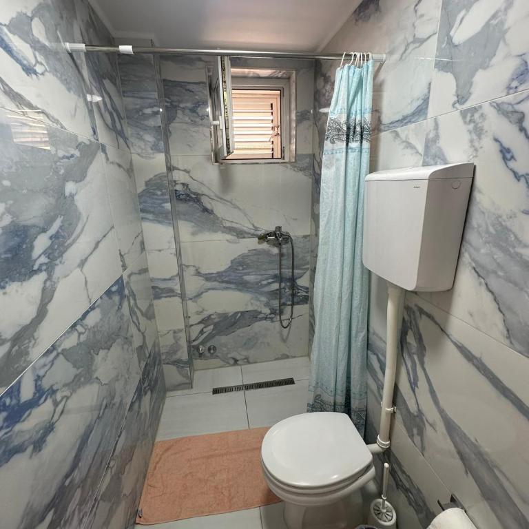 Guest House Mitrovic - Chambre Double avec Terrasse - 6