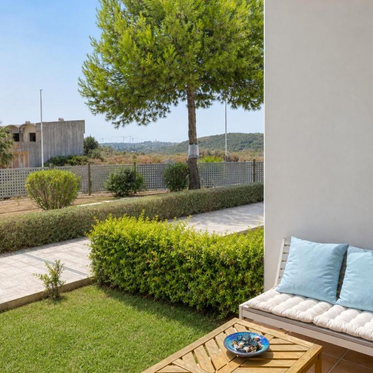 Bright and quiet apartment with a pool - Apartment mit 2 Schlafzimmern - 4