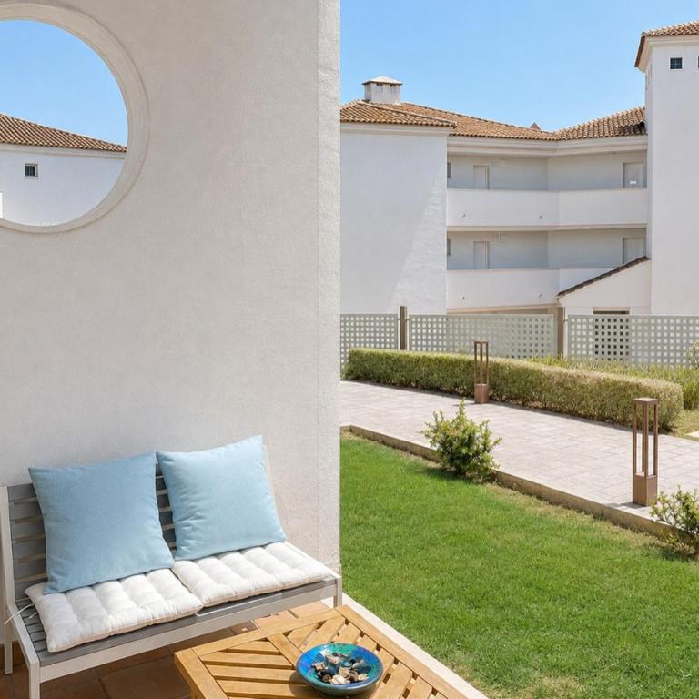 Bright and quiet apartment with a pool - Apartment mit 2 Schlafzimmern - 7